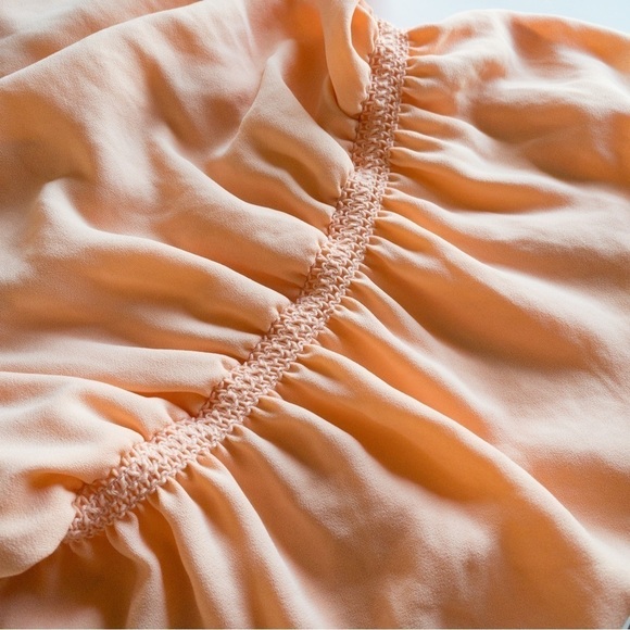 Aritzia Wilfred Peach Nude Peplum Surplice Faux Wrap Top Deep V Chiffon Size M - Picture 10 of 14